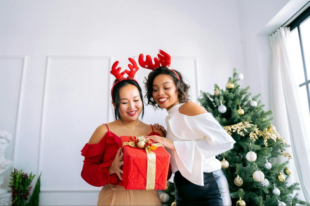 The Ultimate Last-Minute Christmas Gift: Professional Cleaners